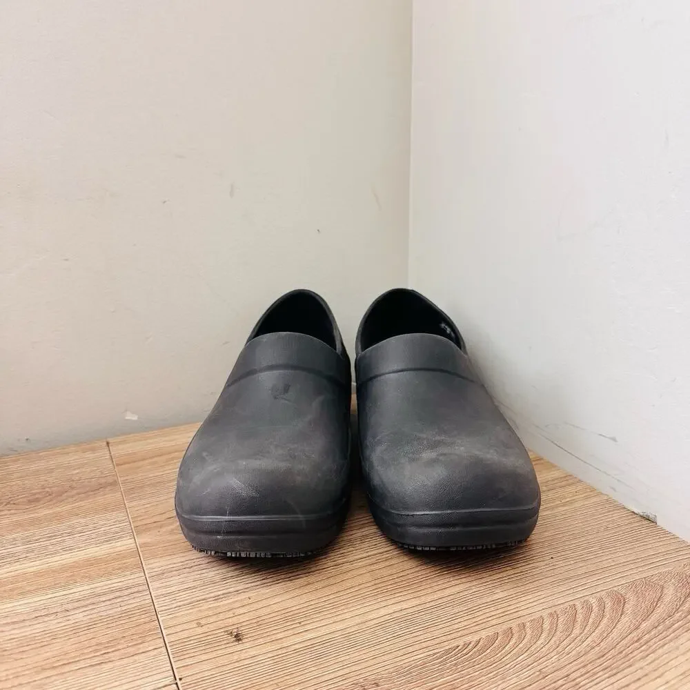 Crocs Women's Neria Pro II Clogs Black Size 10